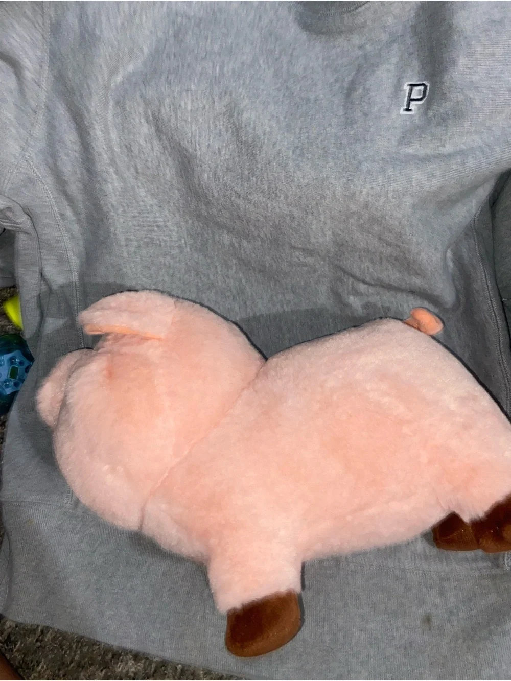 Pink plush pig stuff toy